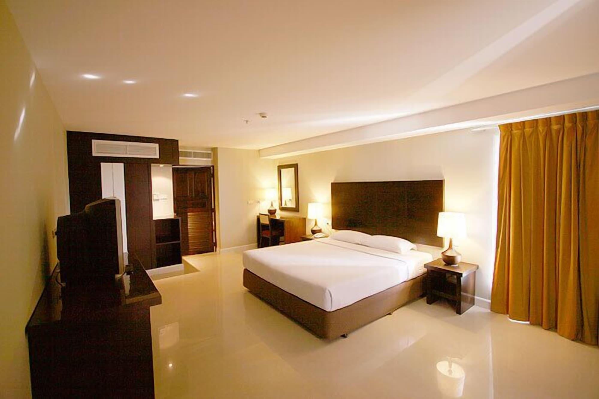 Summer Spring Hotel Pattaya Exterior foto