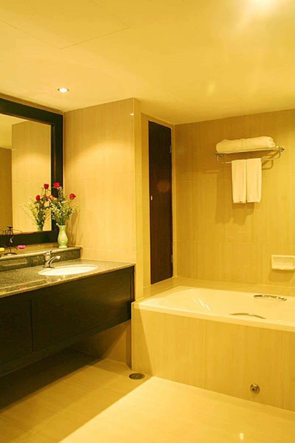 Summer Spring Hotel Pattaya Exterior foto