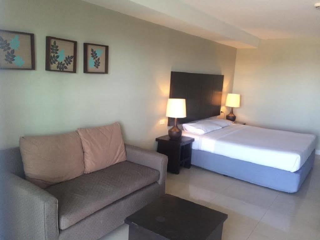 Summer Spring Hotel Pattaya Exterior foto